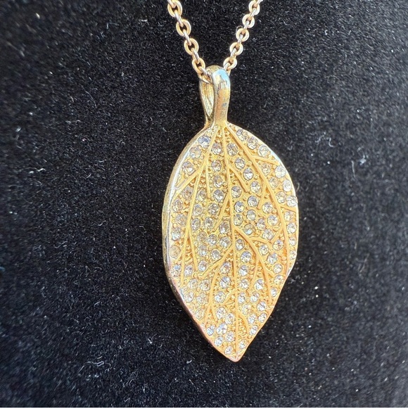 Vintage Lia Sophia Eden Efflorescence Leaf Necklace with Sparkle - Picture 13 of 16